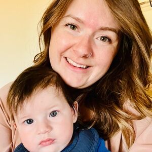 Meet your Posher, Alexis